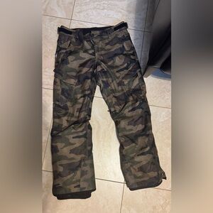 686 infinity Snowboard Pants